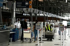 ‘Bomb threats’ made at multiple Canadian airports as police investigate