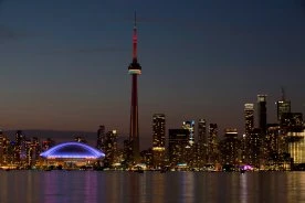 CN Tower lockout comes to an end, restaurant set to reopen