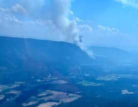 Wet weather helps fire fight in B.C.’s south, while the north remains warm and dry