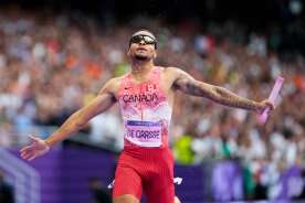 Andre De Grasse and Team Canada win gold in men’s 4×100 relay