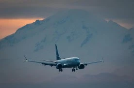 Canada-U.S. travel falls further for 5th straight month: StatCan