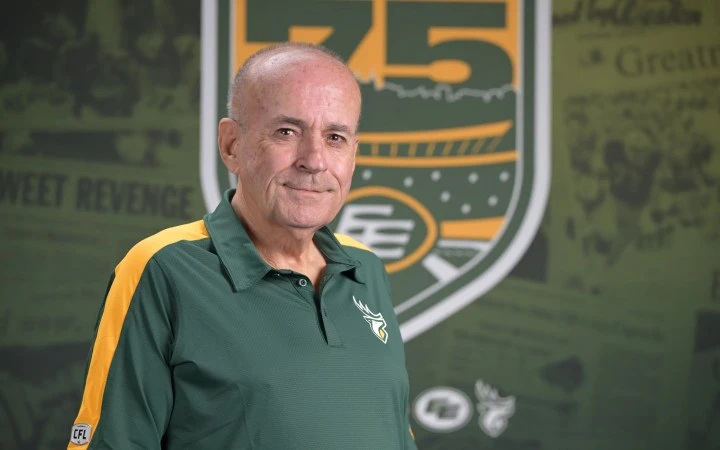Edmonton Elks owner Larry Thompson dies after surgery complications