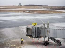 Runway at Halifax airport resumes regular operations after airplane landing incident