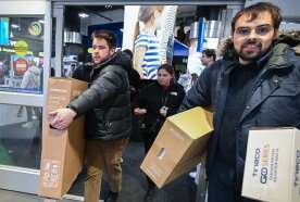 Boxing Day shoppers take advantage of tax holiday amid cost of living woes