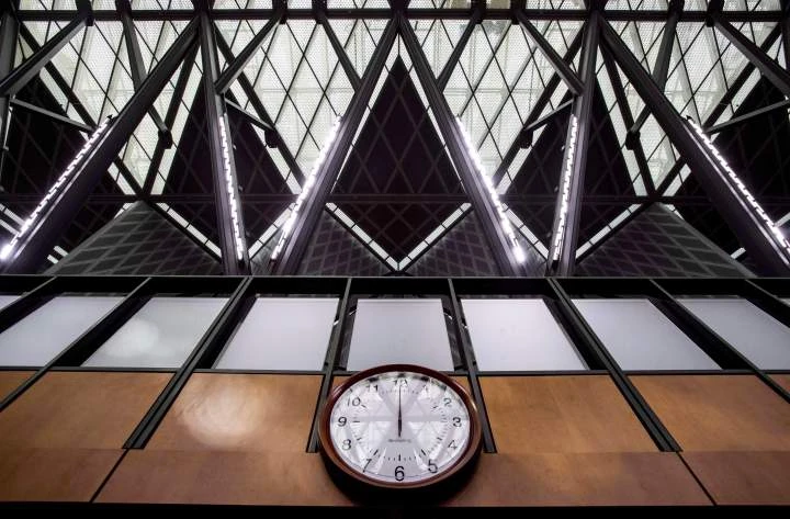 As Alberta moves to end time changes, other provinces weigh options