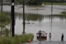 Ottawa looks to launch national flood insurance program within 12 months