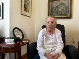 1 month shy of her 113th birthday, Canada’s oldest person shares some wisdom