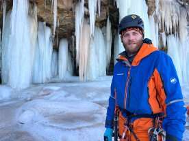 ‘Something I live for’: Avid ice climbers in New Brunswick share the love of their sport