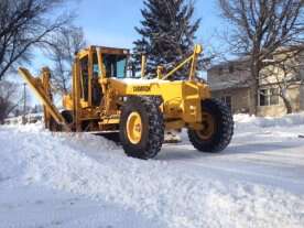 Mayor, councillor want to nix snow-clearing pilot project for Winnipeg streets