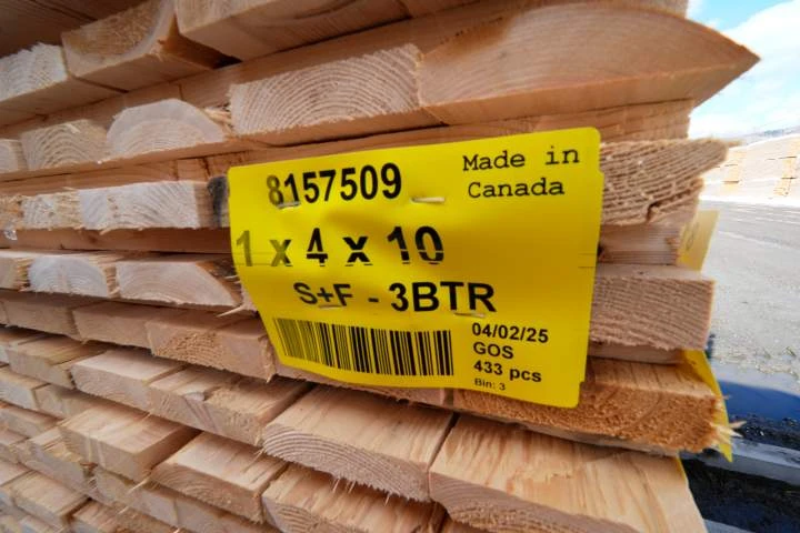 Quebec’s South Shore Furniture closing as sales dwindle amid Trump tariffs