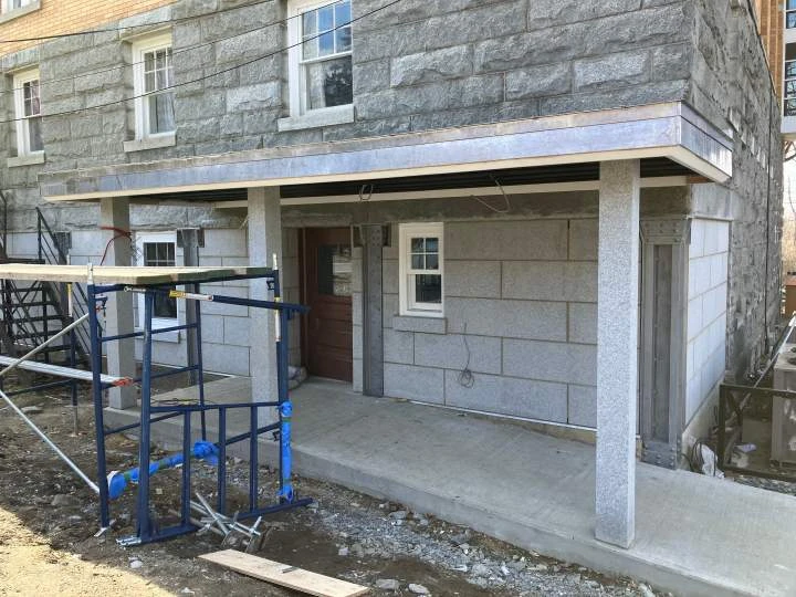 Historic Canada-U.S. library building new entrance for Canadians amid recent restrictions