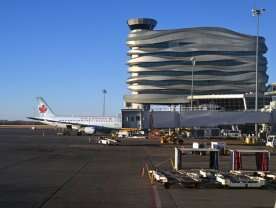 Edmonton airport’s departure road, ramp reopens Thursday after year-long construction