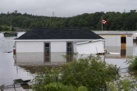 Bravery award given posthumously to Nova Scotian who pulled three from sunken vehicle