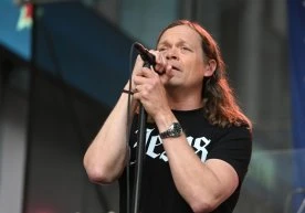 3 Doors Down singer Brad Arnold announces Stage 4 cancer diagnosis