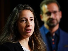 Terrebonne riding flips from Liberals back to Bloc with a lead of 44 votes