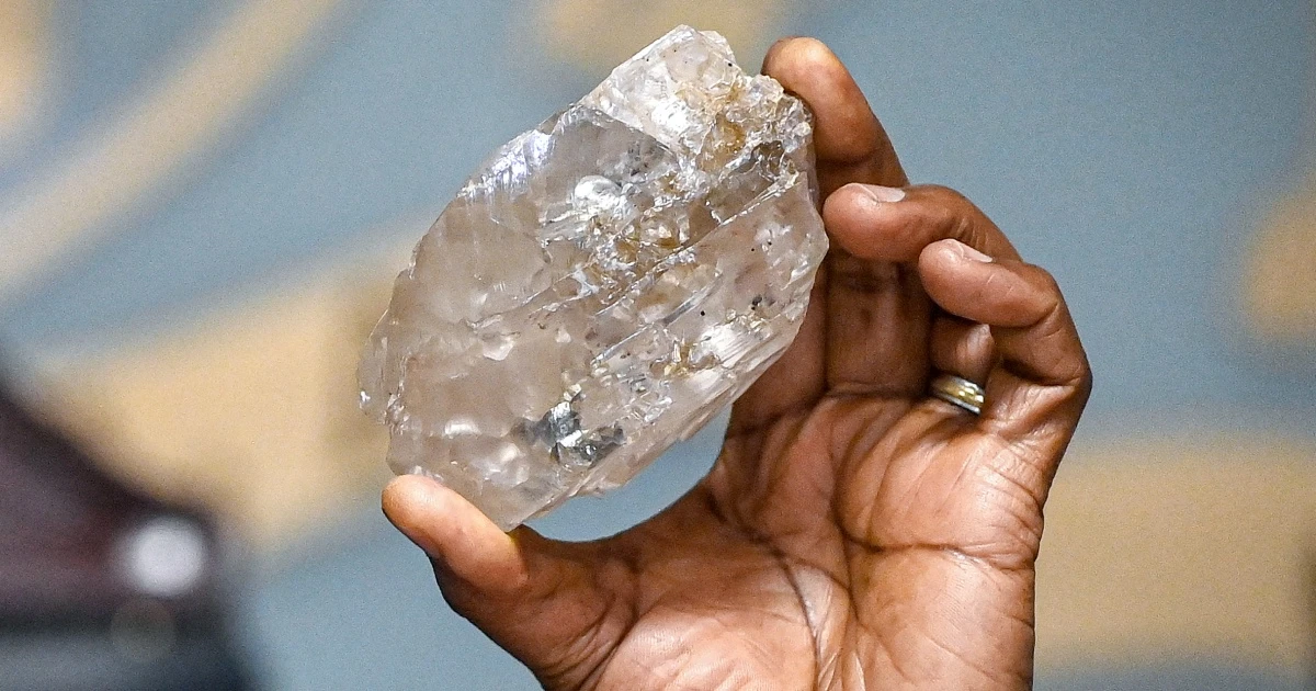 Biggest diamond in over a century is found in Botswana — a whopping 2,492 carats