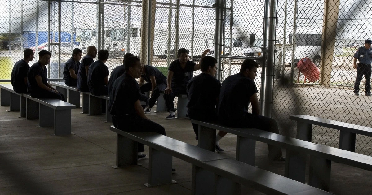 Death rate in immigration detention has reached a 22-year-high, raising physicians' concerns