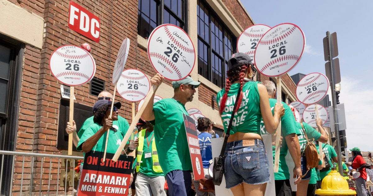 Fenway Park concession workers go on strike before Red Sox' weekend games