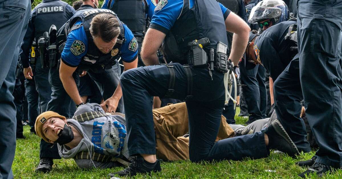 Civil rights groups ask feds to investigate police response to campus protests