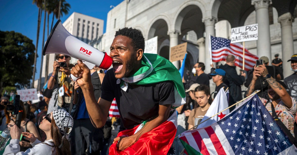 Spanish-language misinformation on Los Angeles protests pushes a familiar theme
