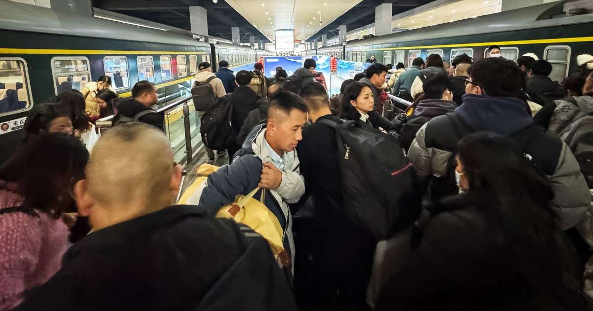 Economic woes not a deal breaker as China’s Lunar New Year travel rush kicks off