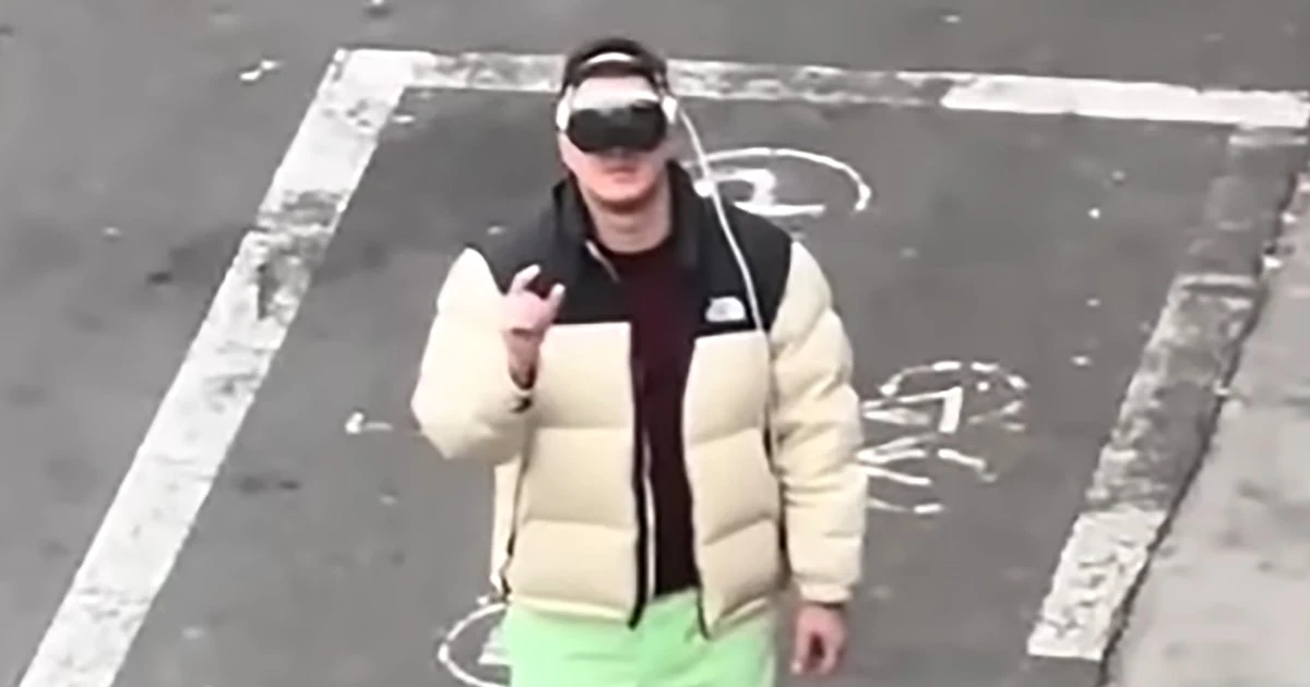 Video of man wearing Apple Vision Pro prompts reminder from police to ‘cross streets the old-fashioned way’