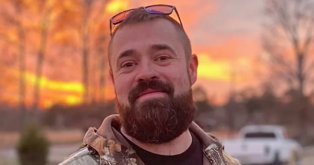 Judge drops murder charge against Arkansas sheriff candidate who killed a man