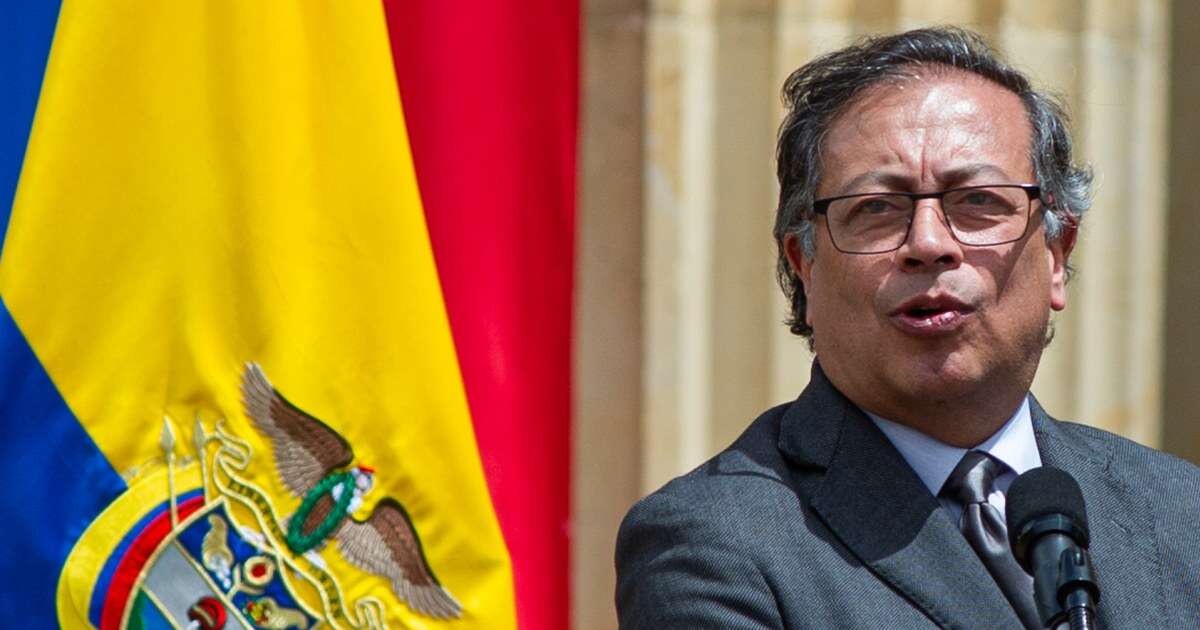 Columbian president asks undocumented Colombians in the United States to return 