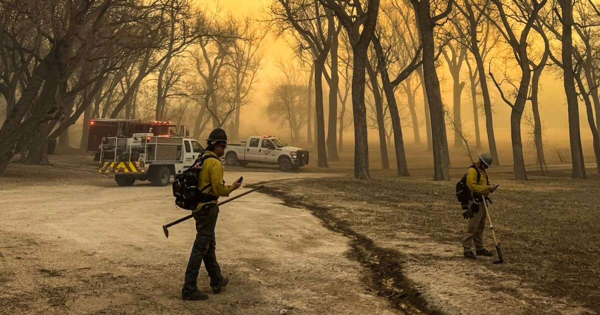 In Texas, a powerful combination of dry land and high winds fuels wildfires