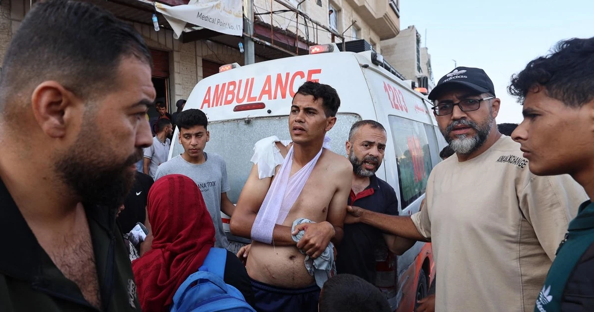 Israeli official says IDF fired 'warning shots' near Gaza aid distribution center