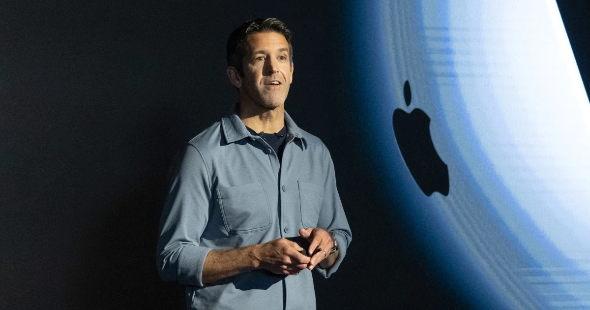 Apple says John Ternus will be new CEO, Tim Cook to step aside later this year