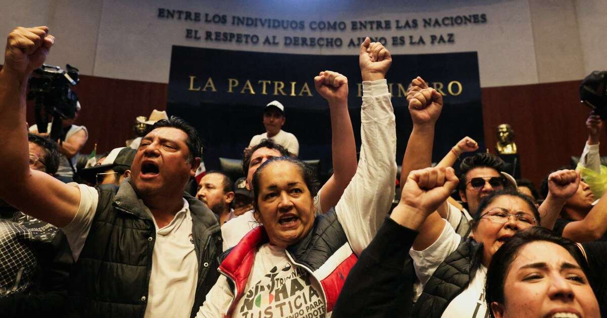 Protesters storm Mexico's Senate, forcing pause on judicial reform debate