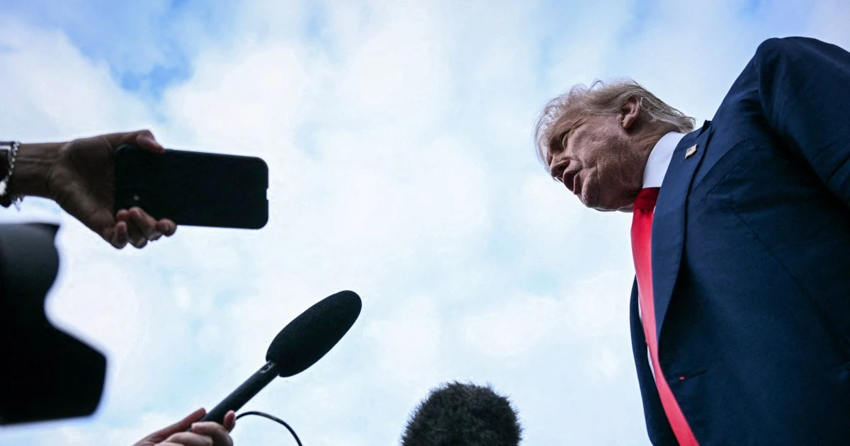 Trump denies he's seeking a summit with Xi as U.S.-China trade talks continue