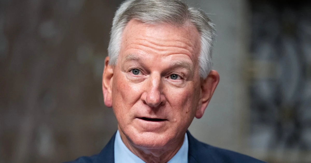 A growing number of lawmakers are looking to ditch Washington for the governor's mansion