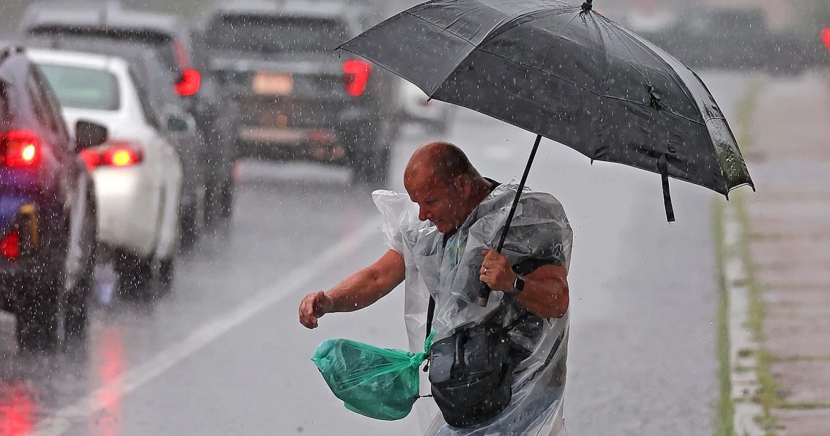 More storms to drench Midwest, hard-hit Texas and New Mexico this weekend
