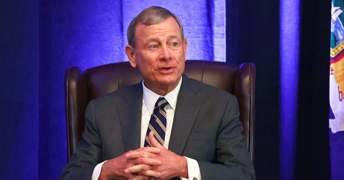 Chief Justice John Roberts defends independent judiciary as Trump officials criticize courts