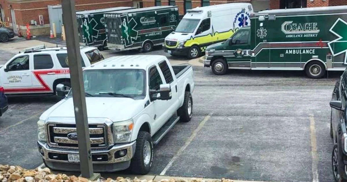 Over 30 people injured in Missouri bus crash