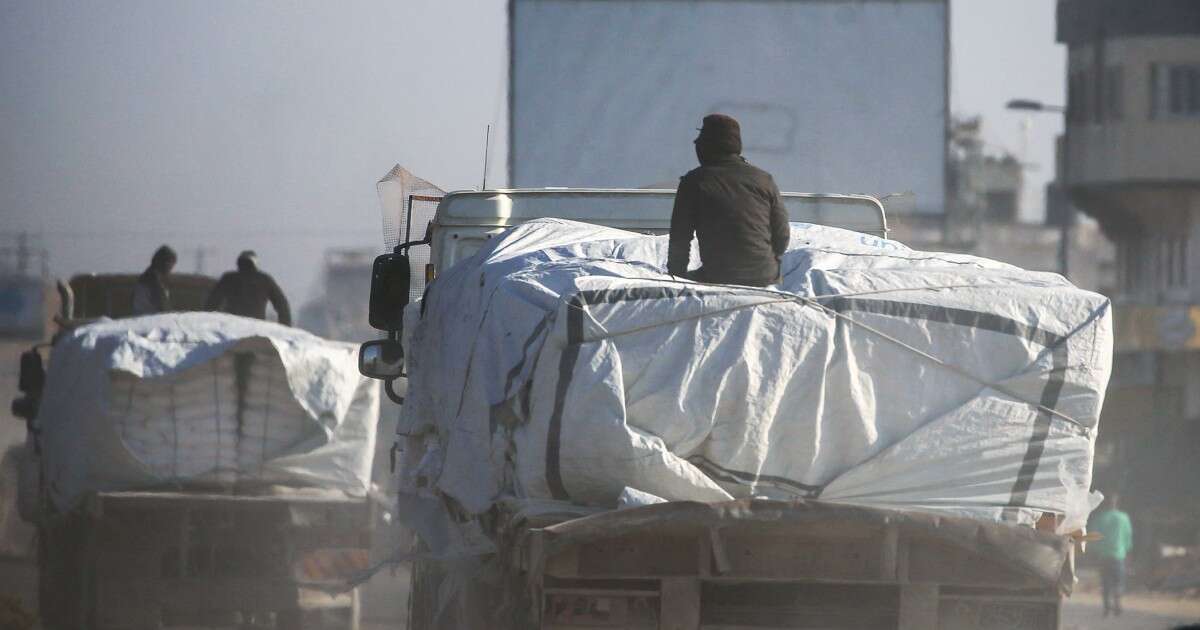 Theft of aid trucks sends prices soaring in central Gaza 