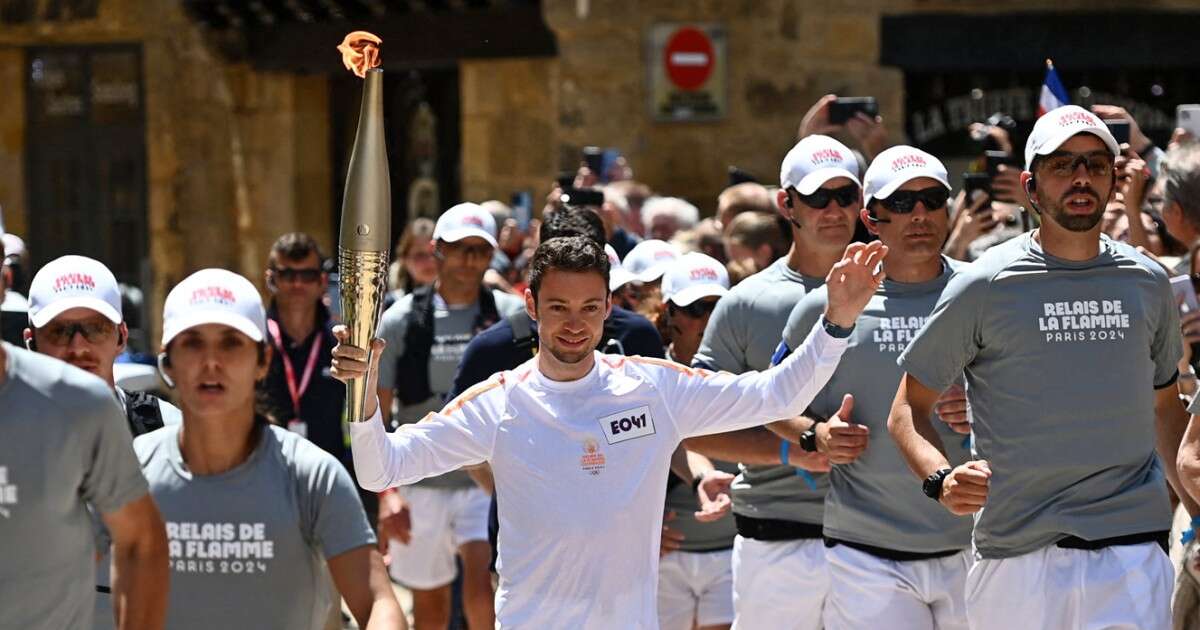 Suspect planning violence during Olympic torch relay in France is arrested, officials say