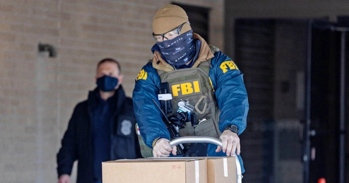 Attorney pins blame on other defendants in case where juror received $120,000 bag of cash
