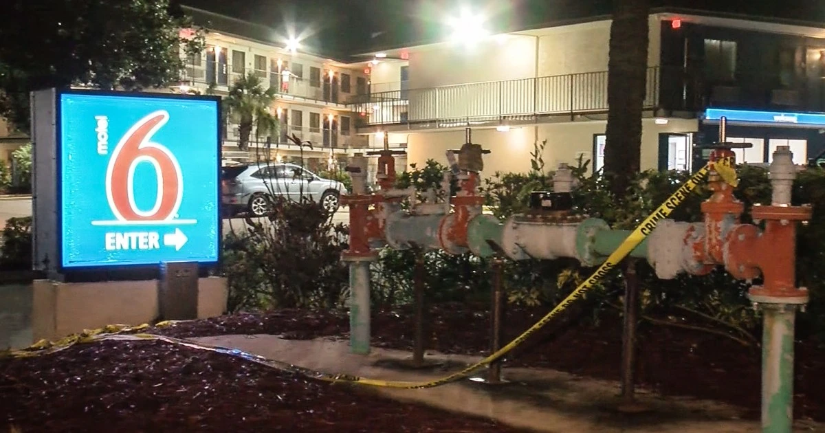 Suspect shot and killed by police after homicides of 3 women in Florida, including alleged shooter's mother