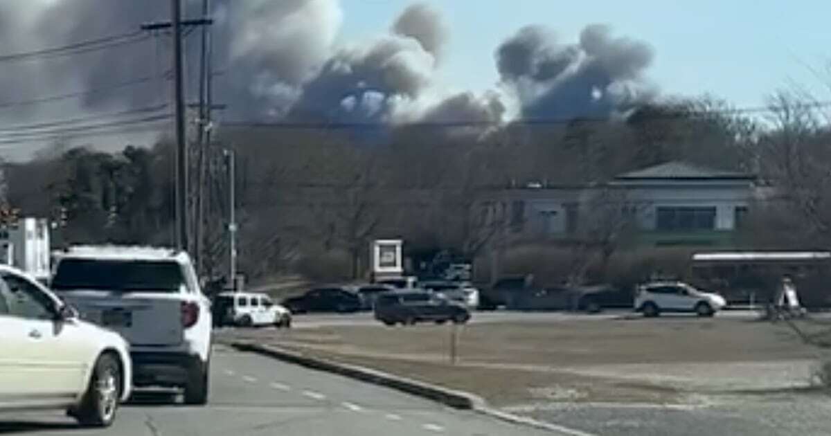 Brush fires erupt in New York amid strong winds