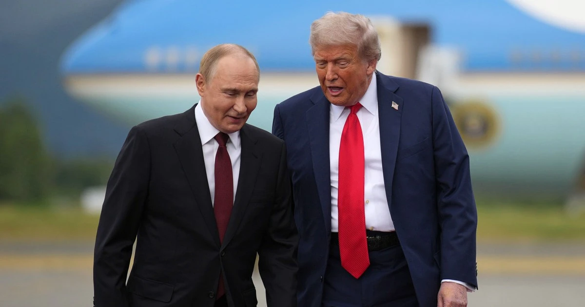 'We'll see what happens': Trump ends week of Ukraine-Russia talks on a more tentative note
