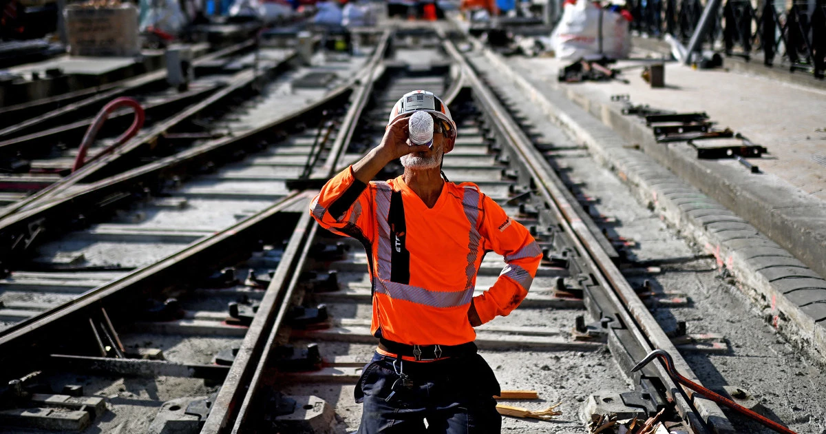 Global warming contributed to 1,500 more deaths during Europe's heat wave, study says