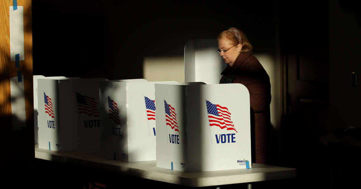 U.S. voters targeted by Chinese influence online, researchers say 