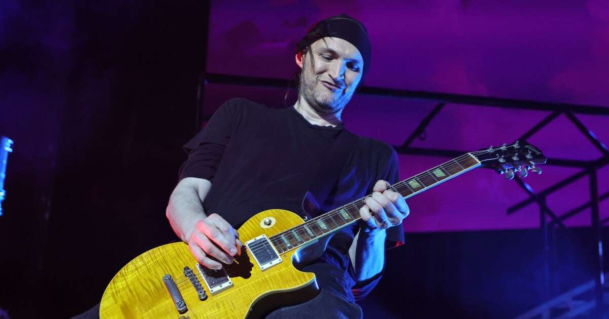 Josh Klinghoffer, Pearl Jam and Red Hot Chili Peppers guitarist, accused of distracted driving in pedestrian death