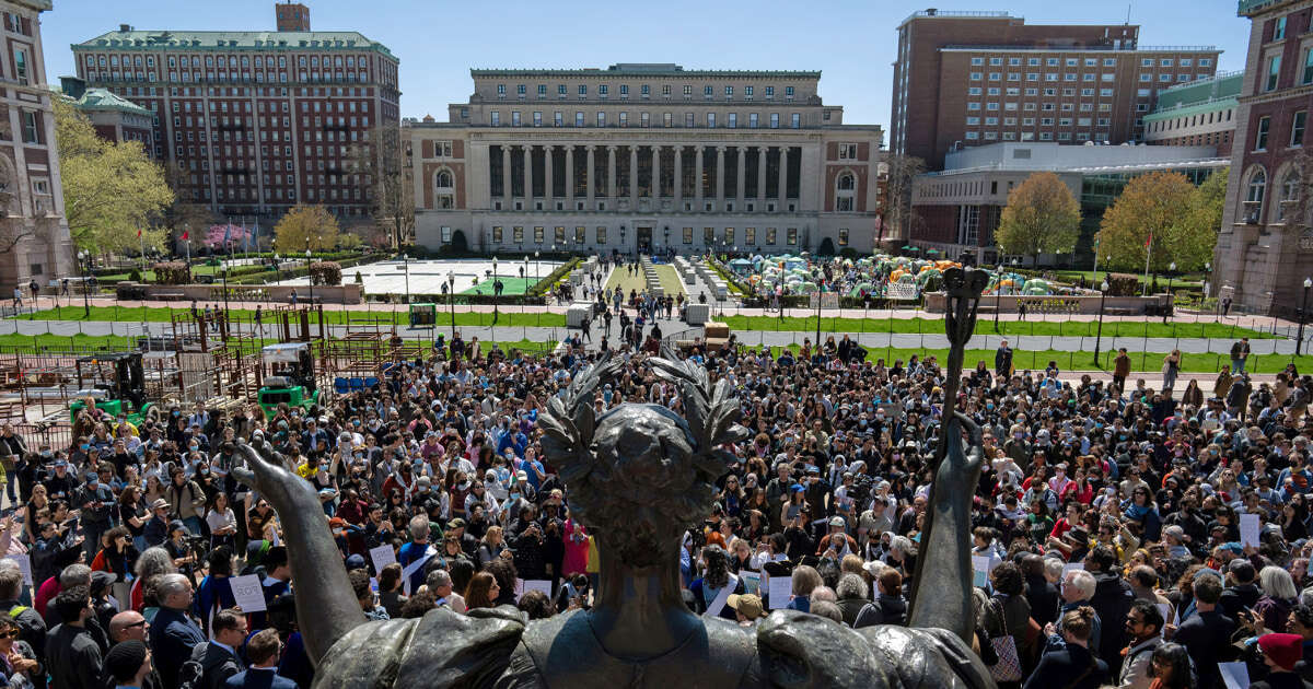 Columbia University signals it will comply with Trump administration's demands