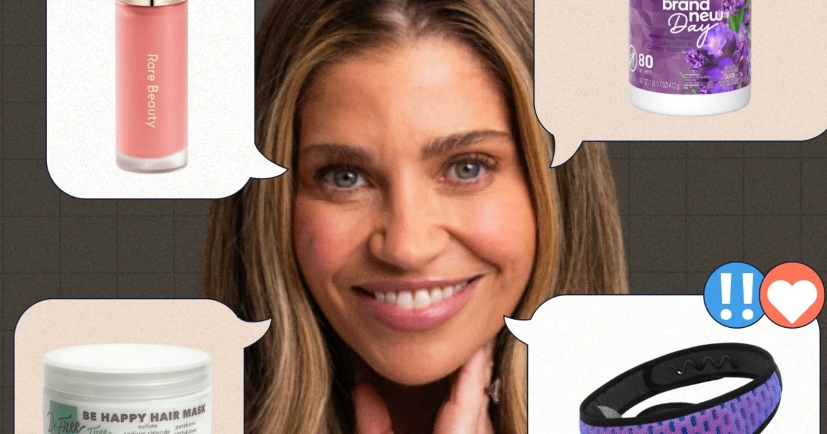 Everything Danielle Fishel used on the ‘Dancing with the Stars’ tour bus — down to the disinfectant 