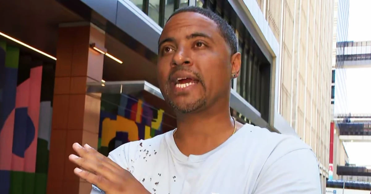 Suspect in armed bus hijacking in Atlanta spoke to local media at a shooting scene hours earlier 