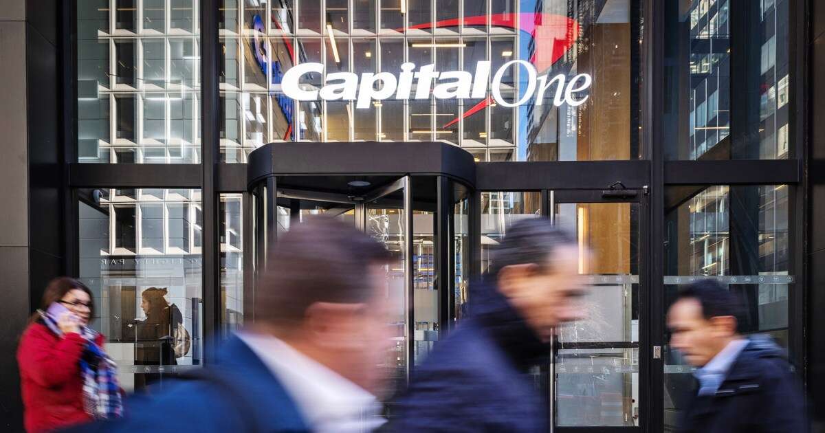 Capital One acknowledges 'outage' as users report issues accessing deposits